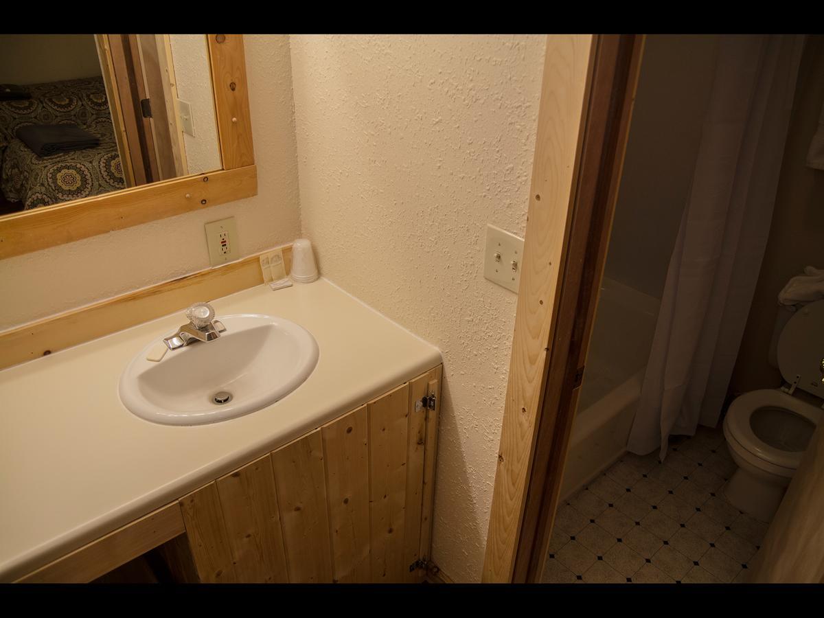 Whittaker'S Motel & Historic Bunkhouse Ashford Chambre photo