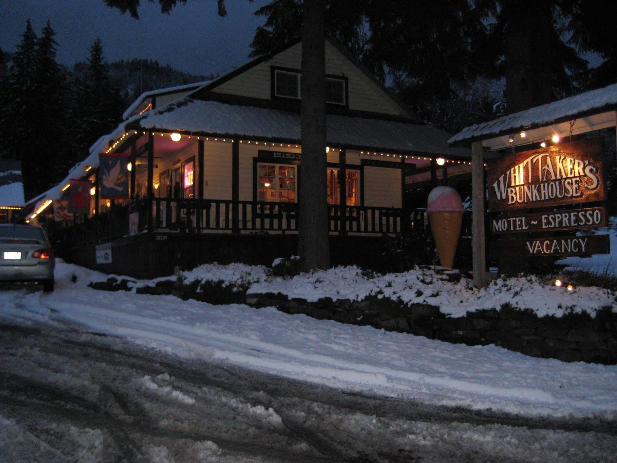 Whittaker'S Motel & Historic Bunkhouse Ashford Extérieur photo