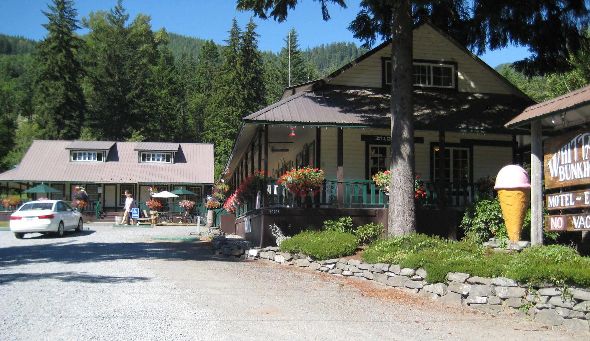 Whittaker'S Motel & Historic Bunkhouse Ashford Extérieur photo